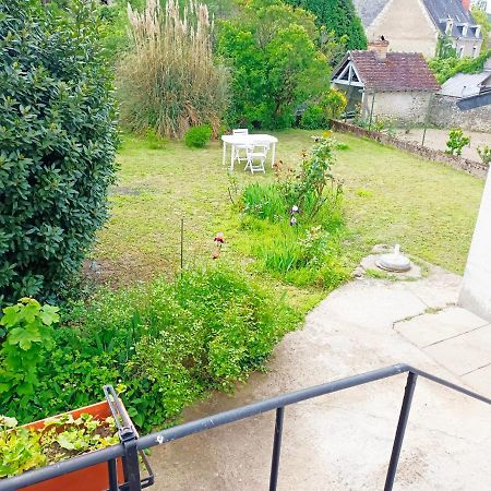 Petite Maison Etape Loire A Velo Ou Compostelle Mosnes ภายนอก รูปภาพ